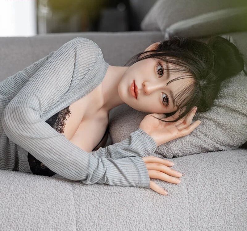 Lisha by Desirelust